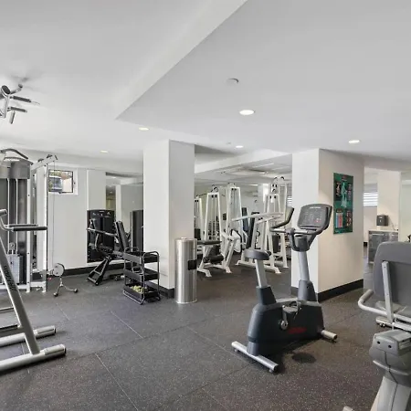 Wake To The River 3 Bedroom Riverside With Pool Gym And Parking *