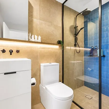 2br Sky - Pool - Gym - Sleeps 6 - Baby