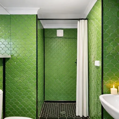 New Yorker Apartment *