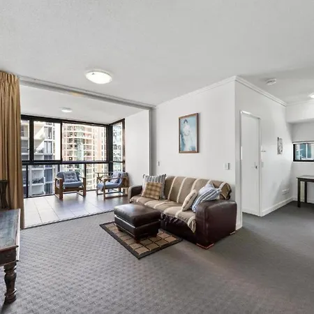 Apartment Cbd Resort-style Pool, Gym, Parking Walk To Waterfront