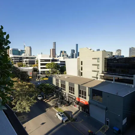 Modern 2bdr Milton Near Suncorp Stadium