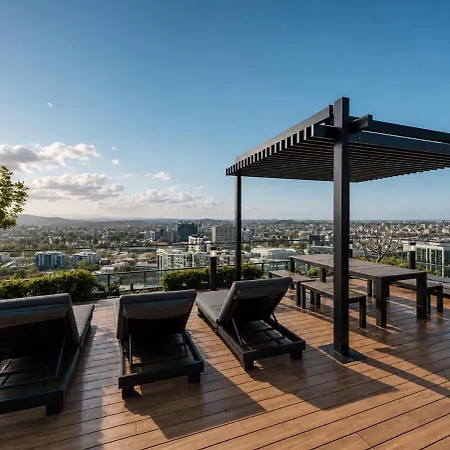 2br Sky - Pool - Gym - Sleeps 6 - Baby Apartment Brisbane