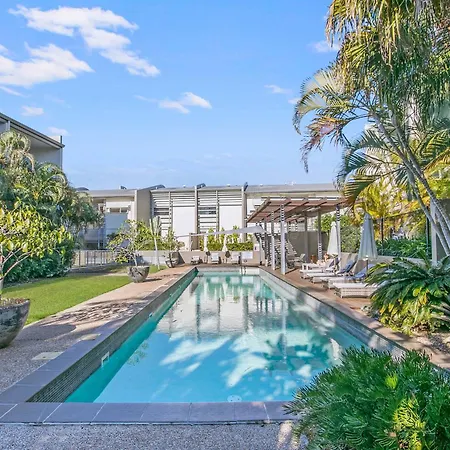 Apartment The Fishbowl - 1bed-1bath-1car-pool *