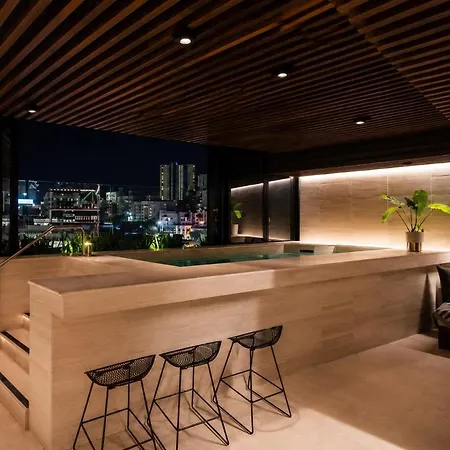 Luxe 3br Penthouse With Story Bridge And River Views Apartment