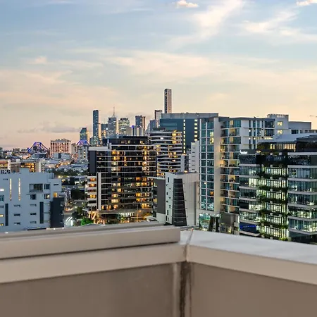 Gasworks Residences Apartment *