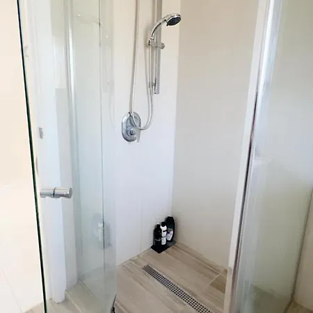 Apartment Sunny 3br Family House With Pool Sunnybank Brisbane