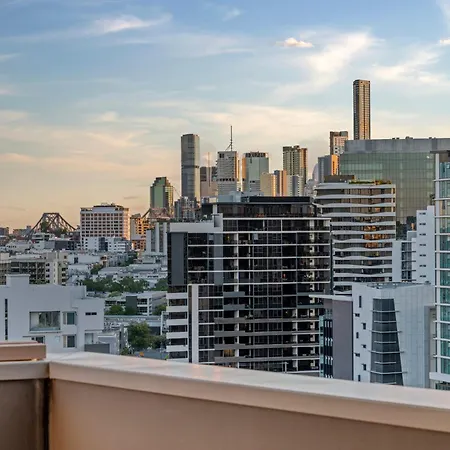 Gasworks Residences *