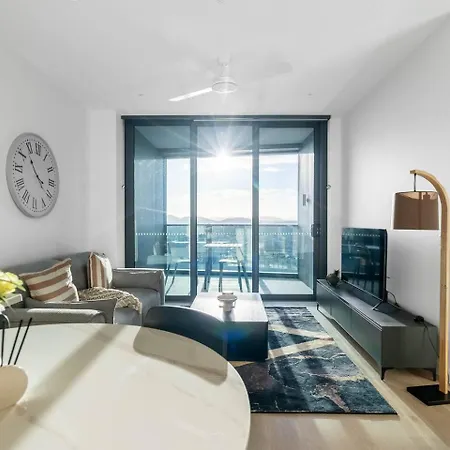 Queen's Reach - Brand New On Star Casino Bne - - Brisbane