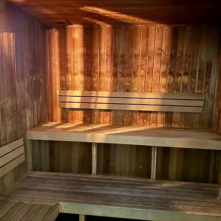 Apartment Luxe Free Parking Pool & Gym