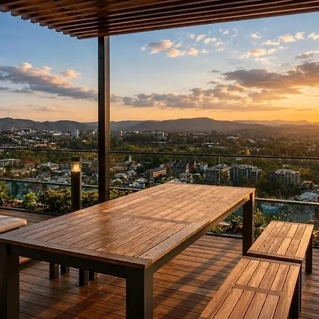 2br Sky - Pool - Gym - Sleeps 6 - Baby * Brisbane