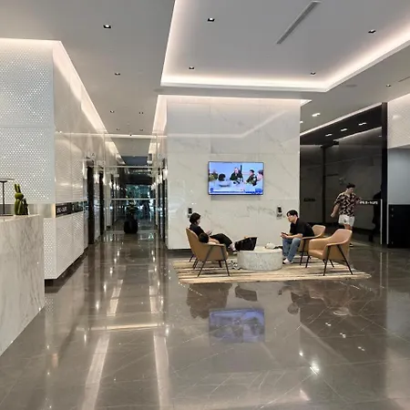 Luxe Free Parking Pool & Gym * Brisbane
