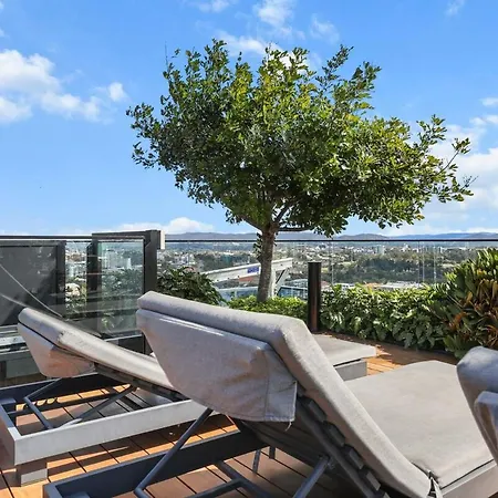 Apartment 2br Sky - Pool - Gym - Sleeps 6 - Baby *