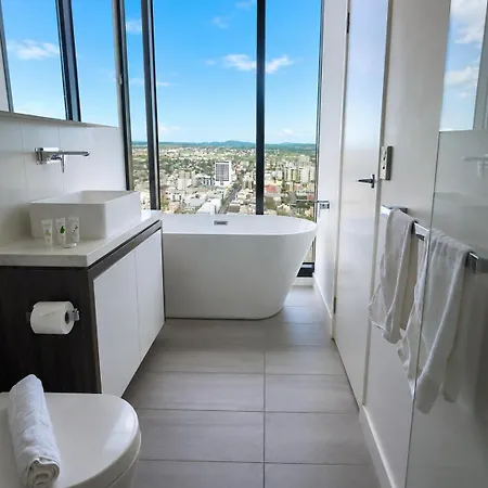 Luxe 3br Penthouse With Story Bridge And River Views Apartment Brisbane