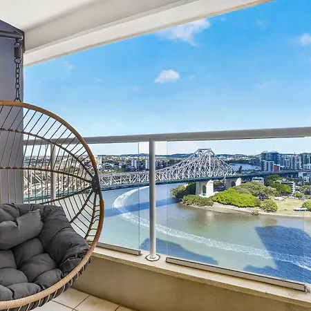 Wake To The River 3 Bedroom Riverside With Pool Gym And Parking * Brisbane