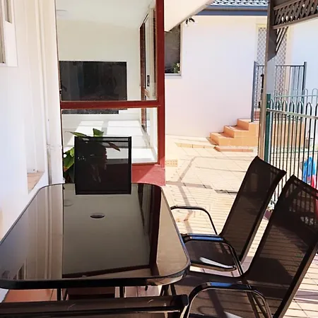 Sunny 3br Family House With Pool Sunnybank Brisbane