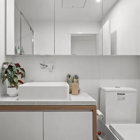 Lvl 22 - Sleep 8 - Pool Cinema & Parking *