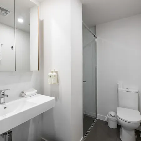 Convenient To Urban Living By Private Host *