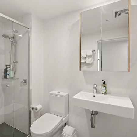 Convenient To Urban Living By Private Host *