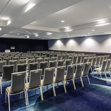 Mercure King George Square Hotel