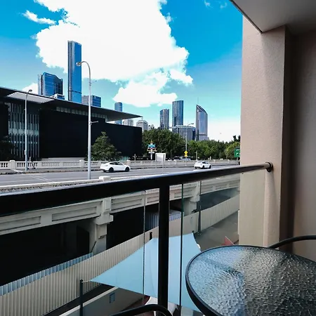 Riverside Southbank Hotel