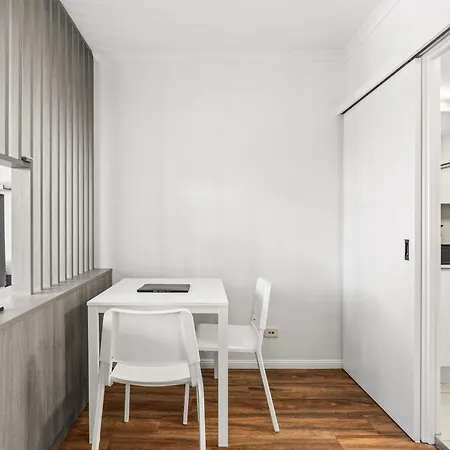 Brunswick Aparthotel
