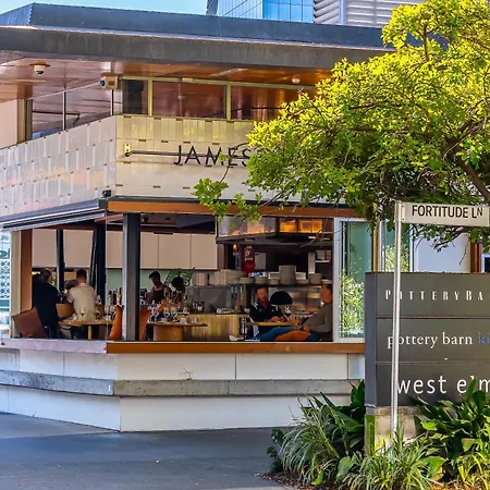 Mactaggarts Place 4* Brisbane