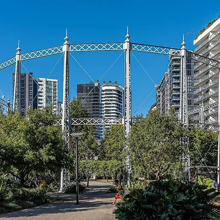 Mactaggarts Place Aparthotel Brisbane