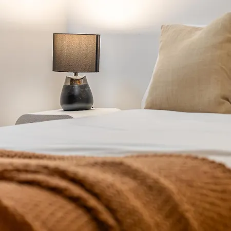 Mactaggarts Place Aparthotel
