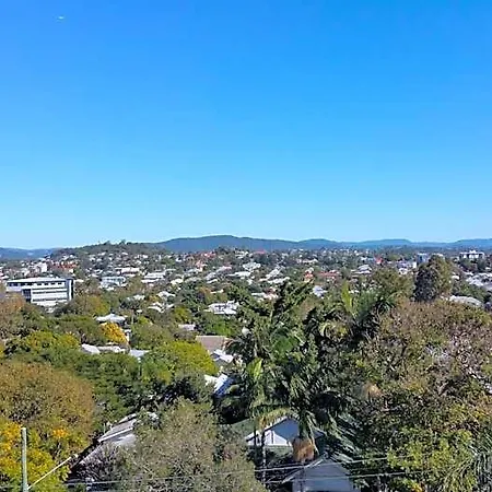 Hampton Court 4* Brisbane