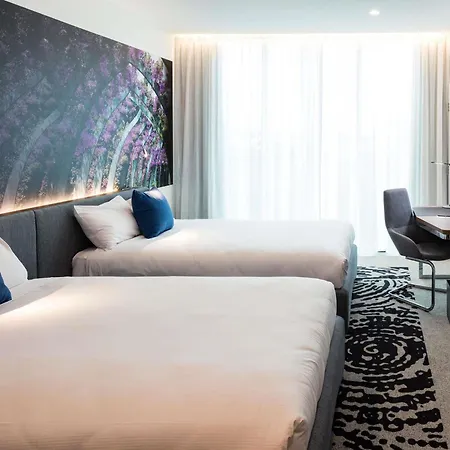 Novotel South Bank Hotel 5*