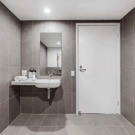 Rambla At South Sq Apartment *