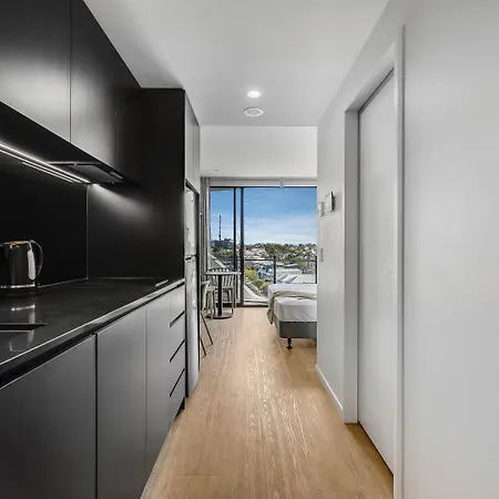 Rambla At South Sq Apartment *
