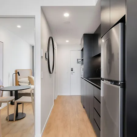 Rambla At South Sq Apartment *