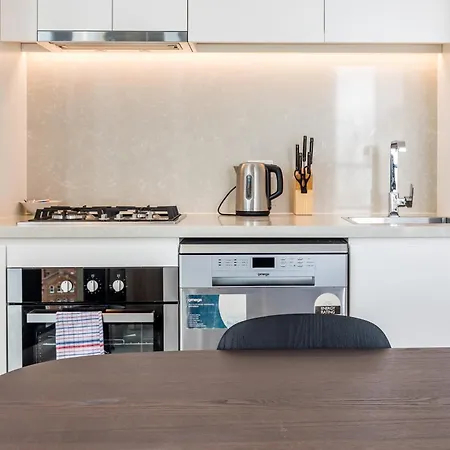 Fv By Serain Residences 3*