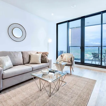 Kozyguru | Fortitude Valley | 2 Bed Apt+parking * Brisbane
