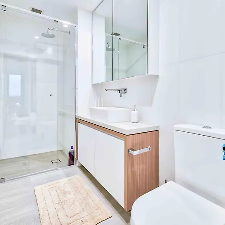 Apartment Kozyguru | Fortitude Valley | 2 Bed Apt+parking *