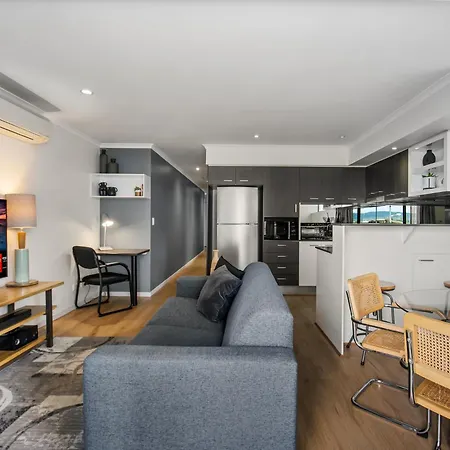 Chic 2-bed & 5 Minutes Walk To Qpac