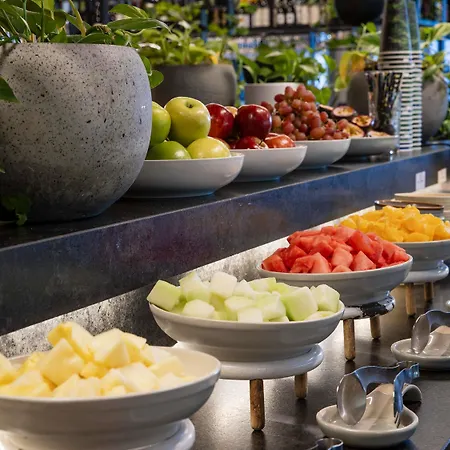 Novotel South Bank Hotel