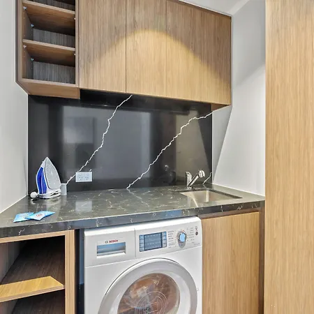 Aparthotel Cllix Skytower 5*
