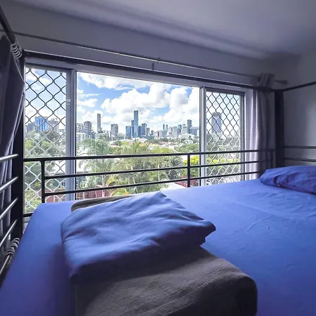 Somewhere To Backpackers * Brisbane
