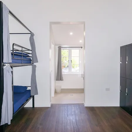 Somewhere To Backpackers * Brisbane