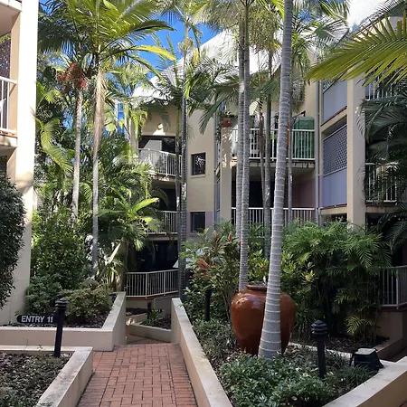 Aparthotel Spring Hill Gardens