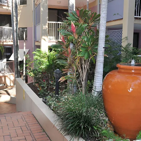 Spring Hill Gardens 4*