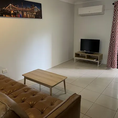 Spring Hill Gardens Aparthotel