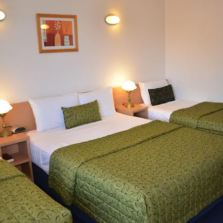 Airport Motel