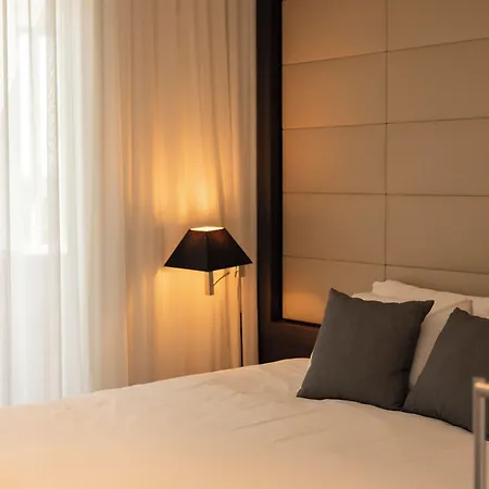 Hotel Point Brisbane