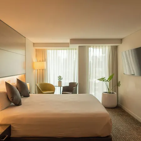 Point 5* Brisbane