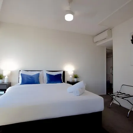 Modern In The Heart Of Cbd Inn 3*