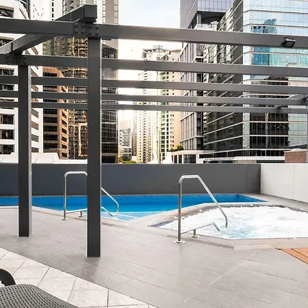 Modern In The Heart Of Cbd Brisbane