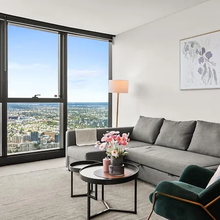 Skyline View High Floor 2br With Sofa Bed And Free Parking Apartment Brisbane